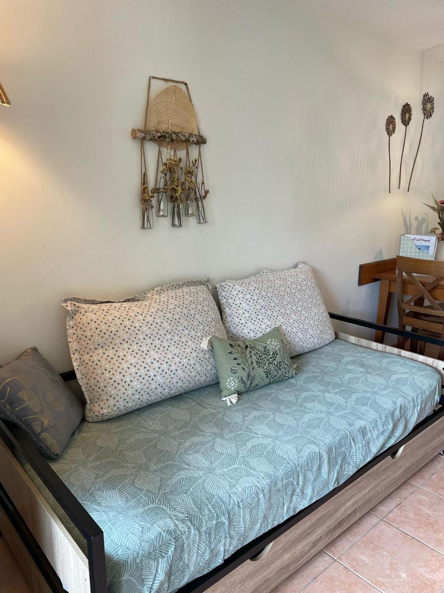 Charmant T2 Chambre Lit Double Dans Residence Du Lac 몽플렁캉 외부 사진